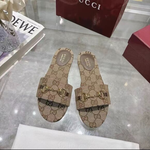 Gucci Women's Tan Monogram Sandals with Gold Accents - Picture 1 of 6